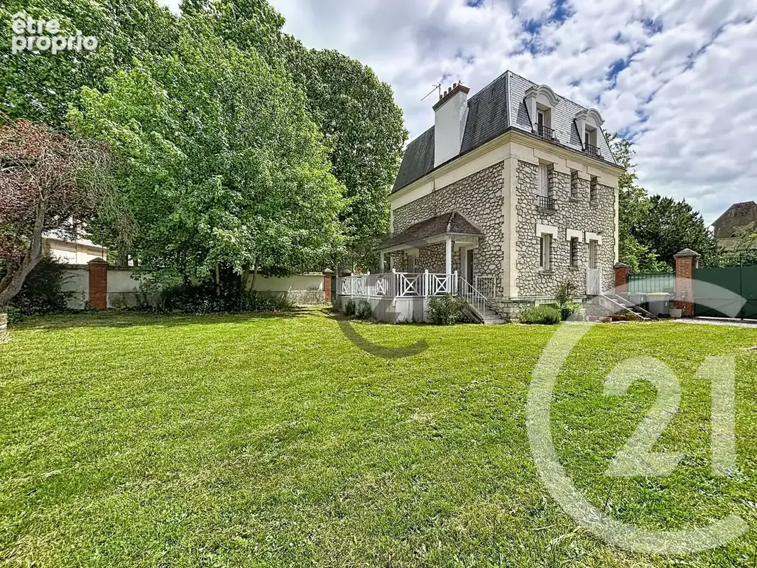 Maison 8 pièces 166 m² à vendre à Fontainebleau (77300) - photo 2