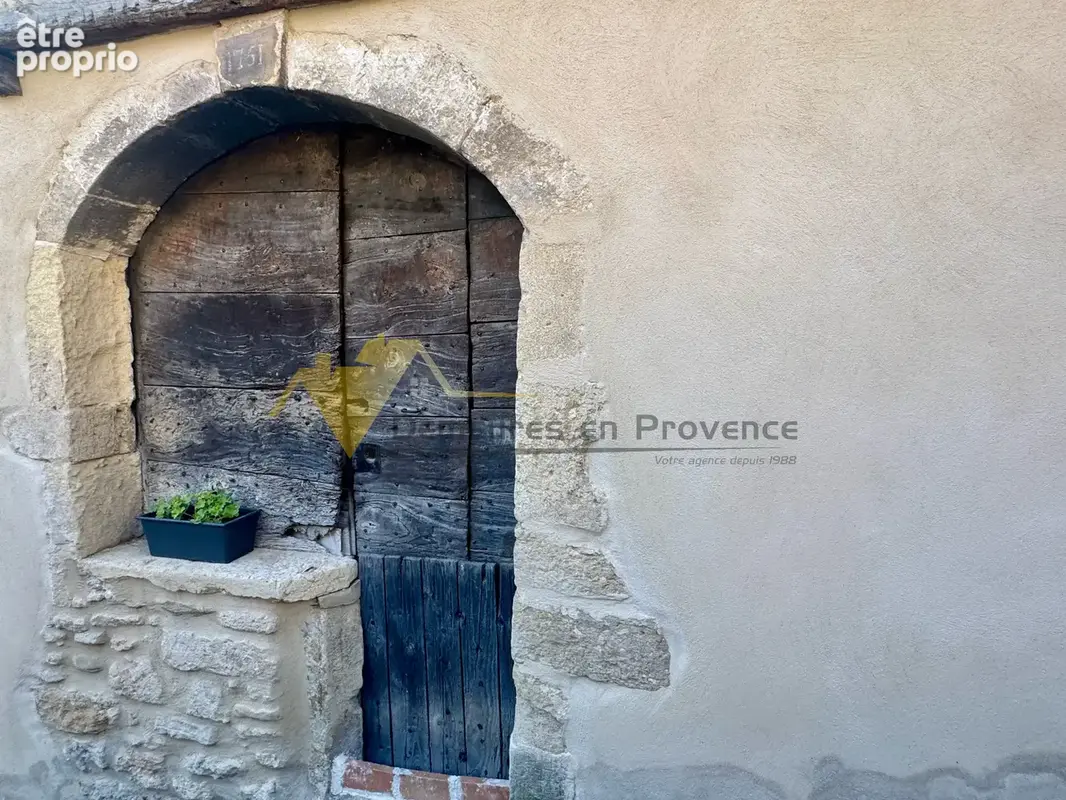 Au pied du Mont-ventoux dans un charmant village Provençal . - photo 8