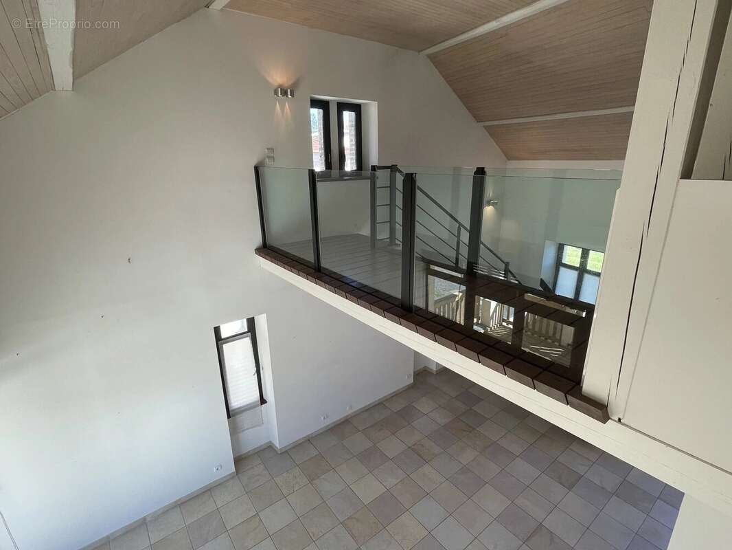 Maison à POUILLON