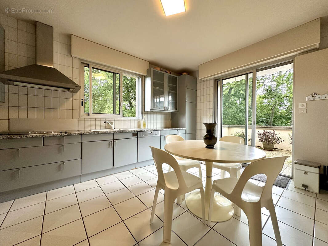 Maison 424 m² à Ambert  - photo 9
