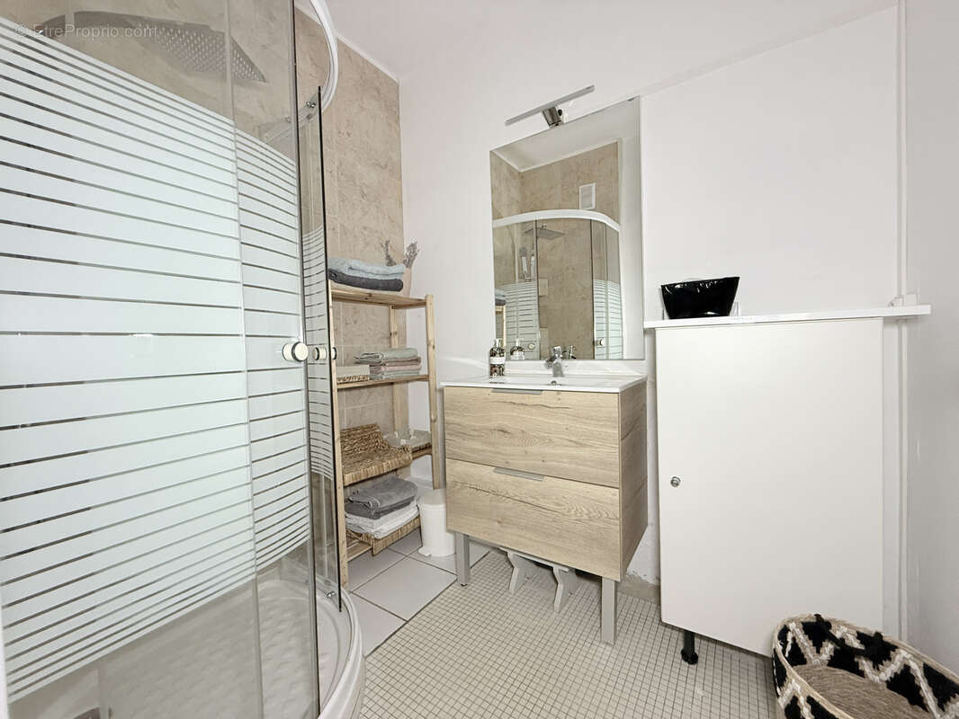 Appartement à LA CELLE-SAINT-CLOUD