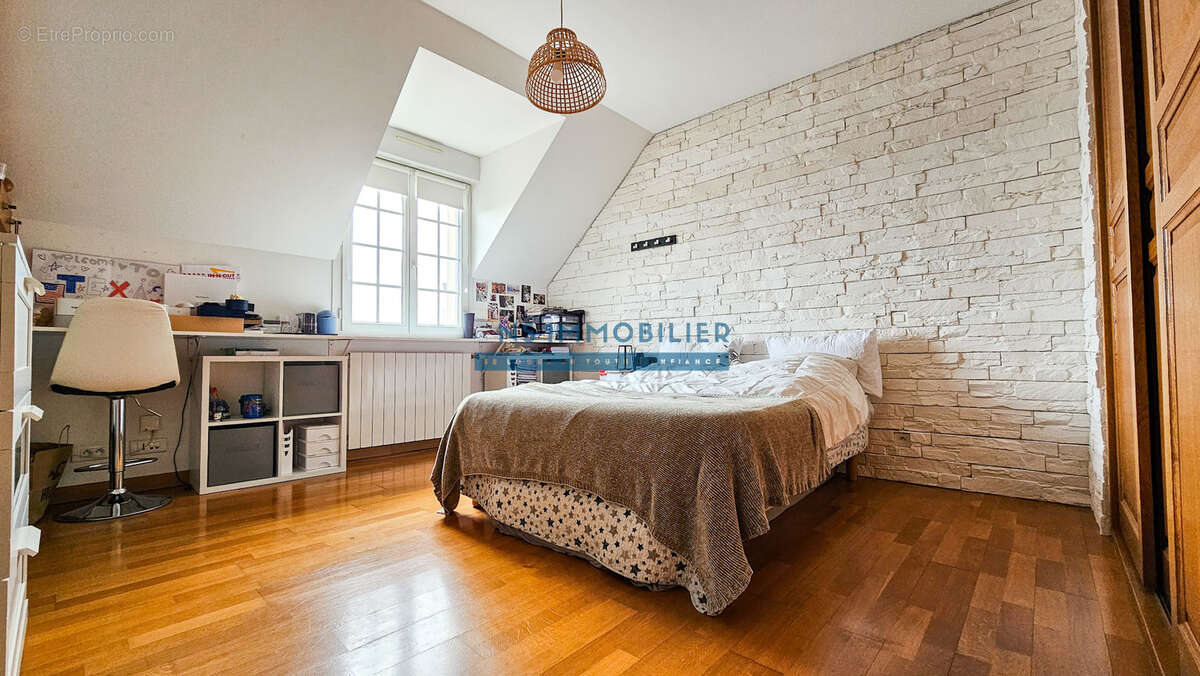 Maison à HOUILLES