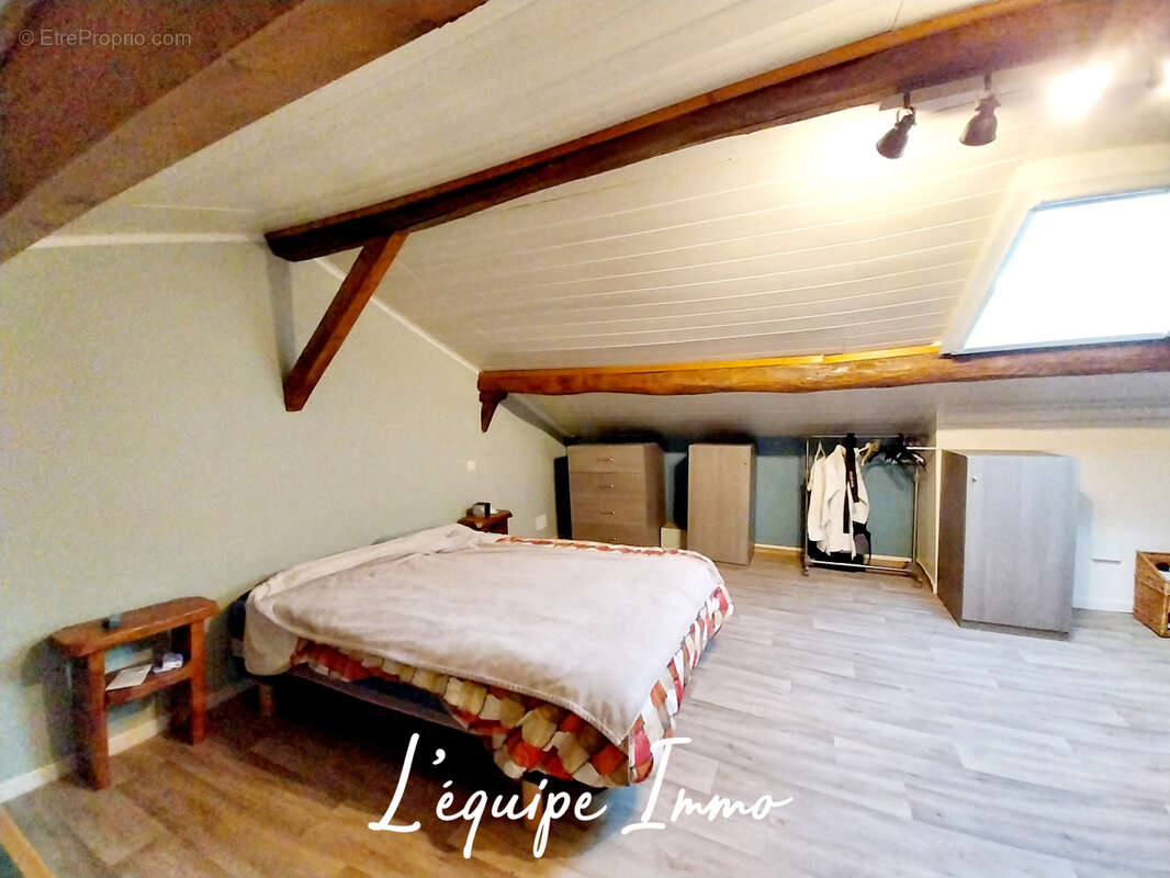 Maison à PUJAUDRAN