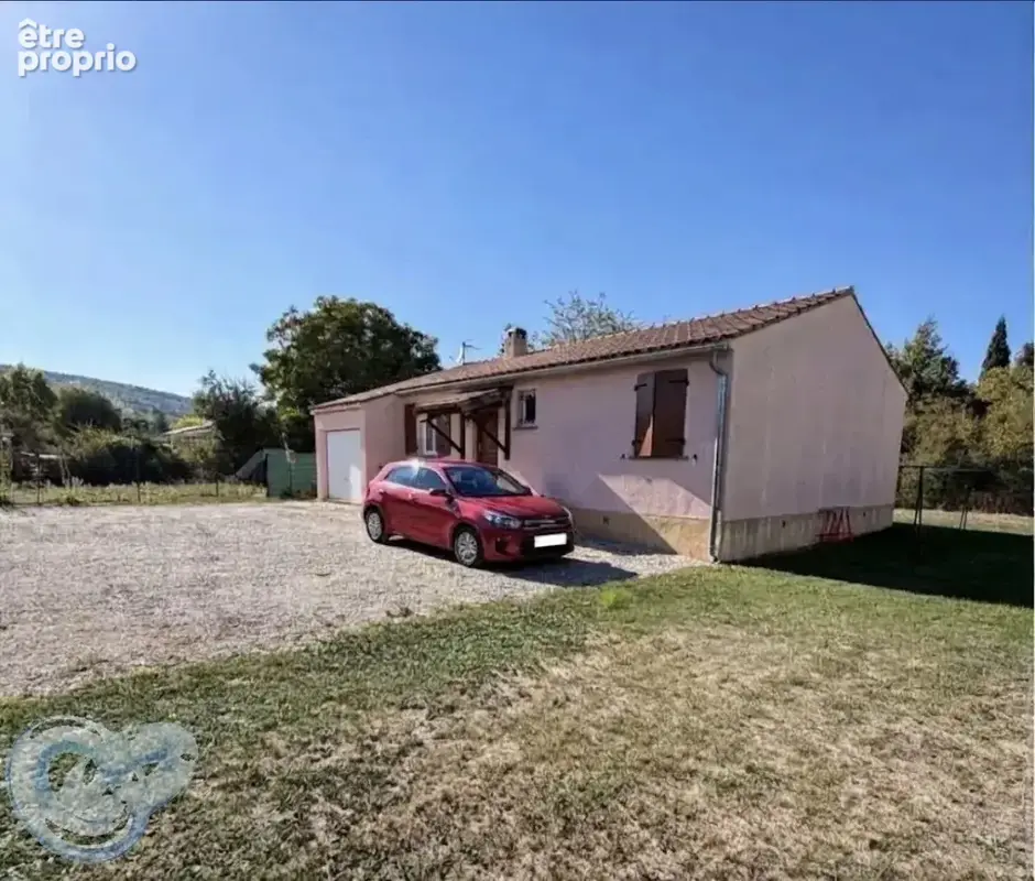 ST CHRISTOL - Maison de plain-pied de 86 m² habitables sur terrain de 930 m² avec garage attenant - - photo 15