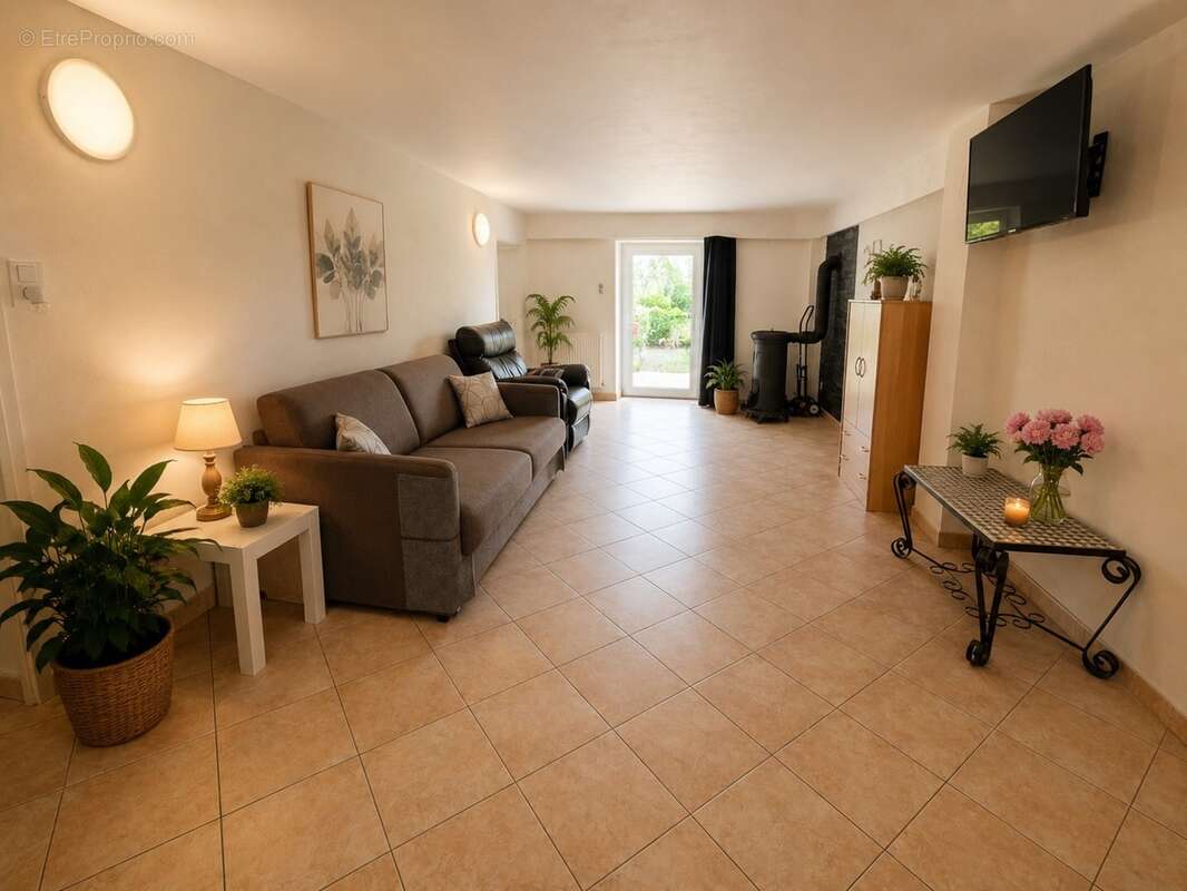 Propriete à vendre 9 pièces MIRECOURT (88) PROPRIÉTÉ D'EXCEPTION avec PISCINE sur TERRAIN clos et arboré de + de 6.500 m2 - photo 16