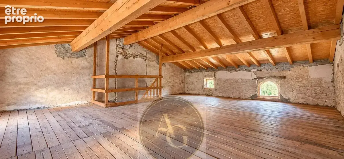 Maison de village en pierre à rénover – 140 m² – jardin – Villespy - photo 2