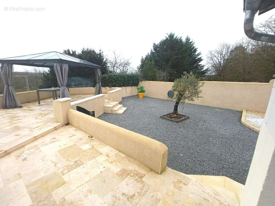 Maison à SAVONNIERES