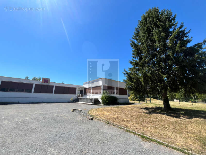 locaux d'activité et bureaux - photo 2