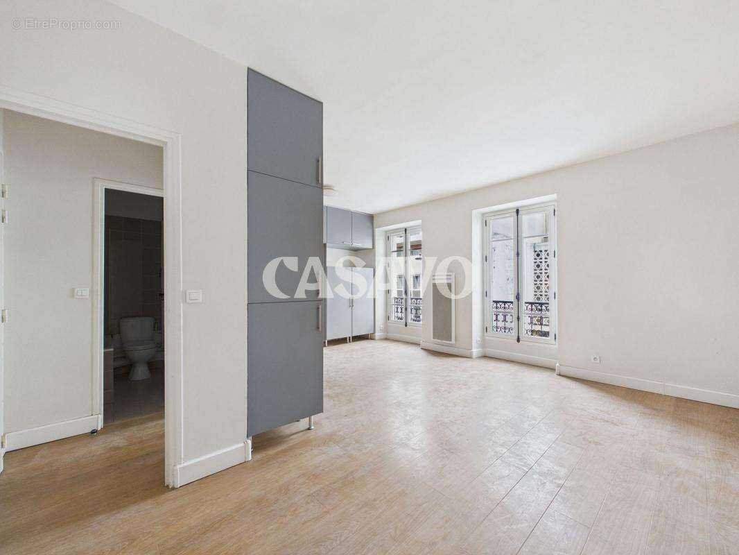 Appartement à PARIS-11E