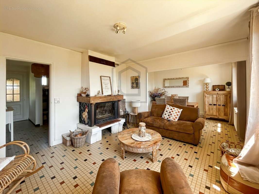 Maison à LA VIEILLE-LYRE