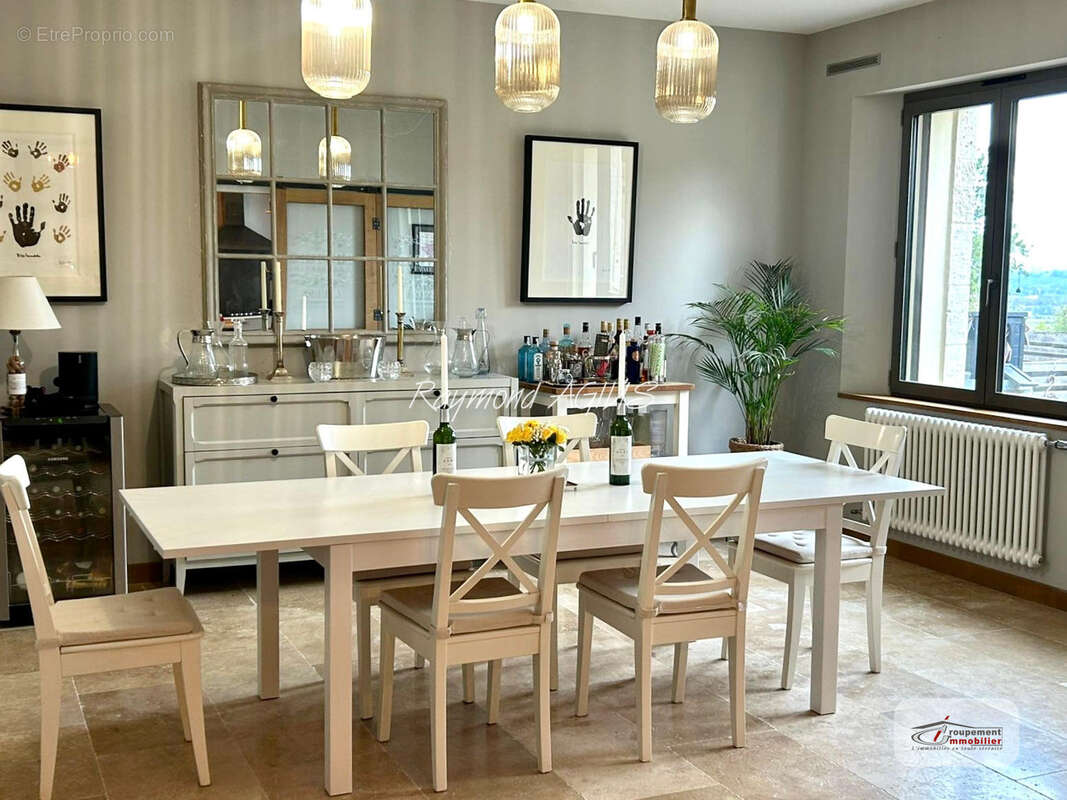 Maison à SAINT-EMILION