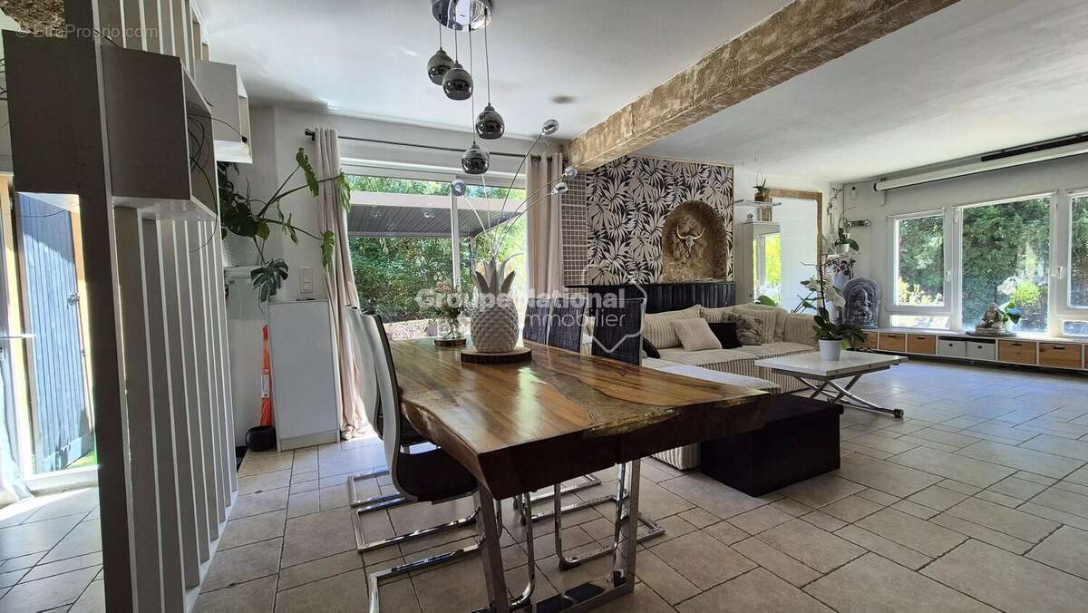 Couthezon - mas 145 m² avec jardin + piscine - photo 14