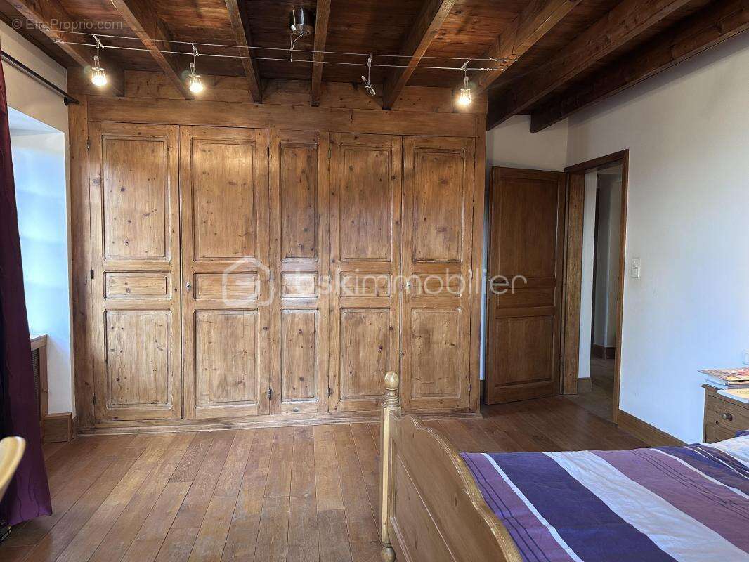 Maison à HAUTERIVES