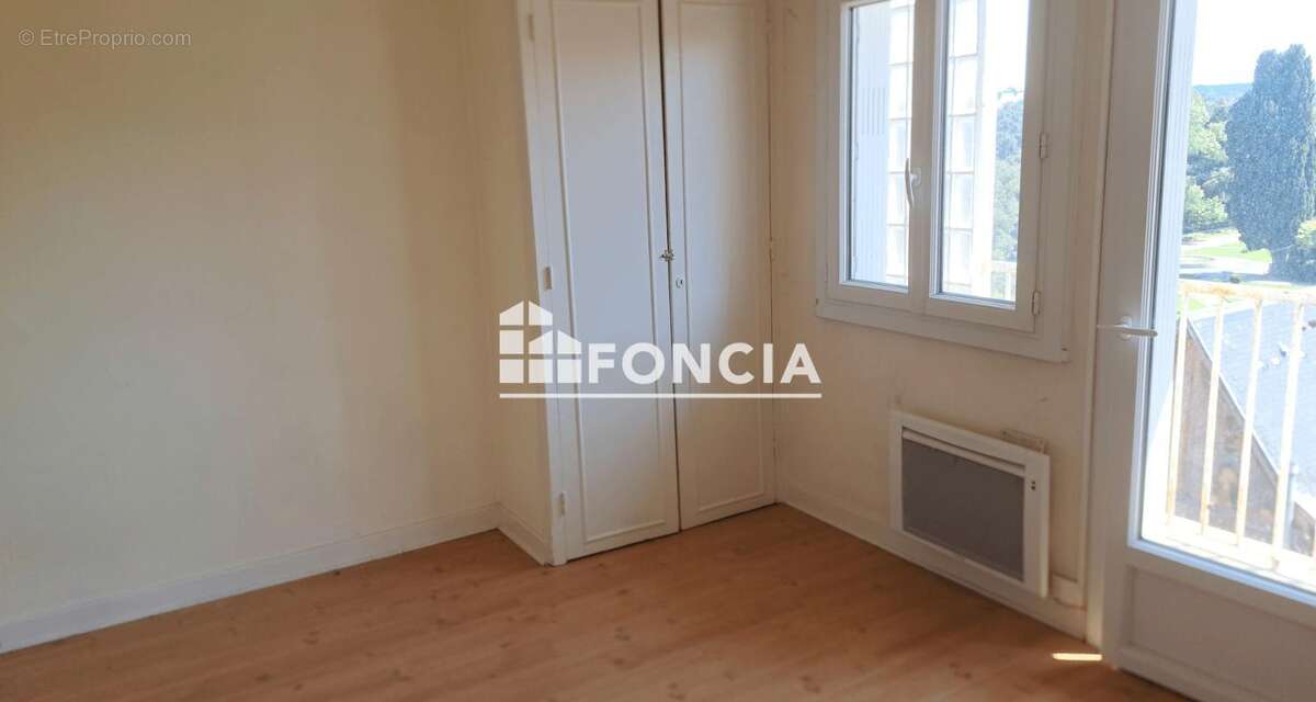 Centre ville - appartement renove - photo 6