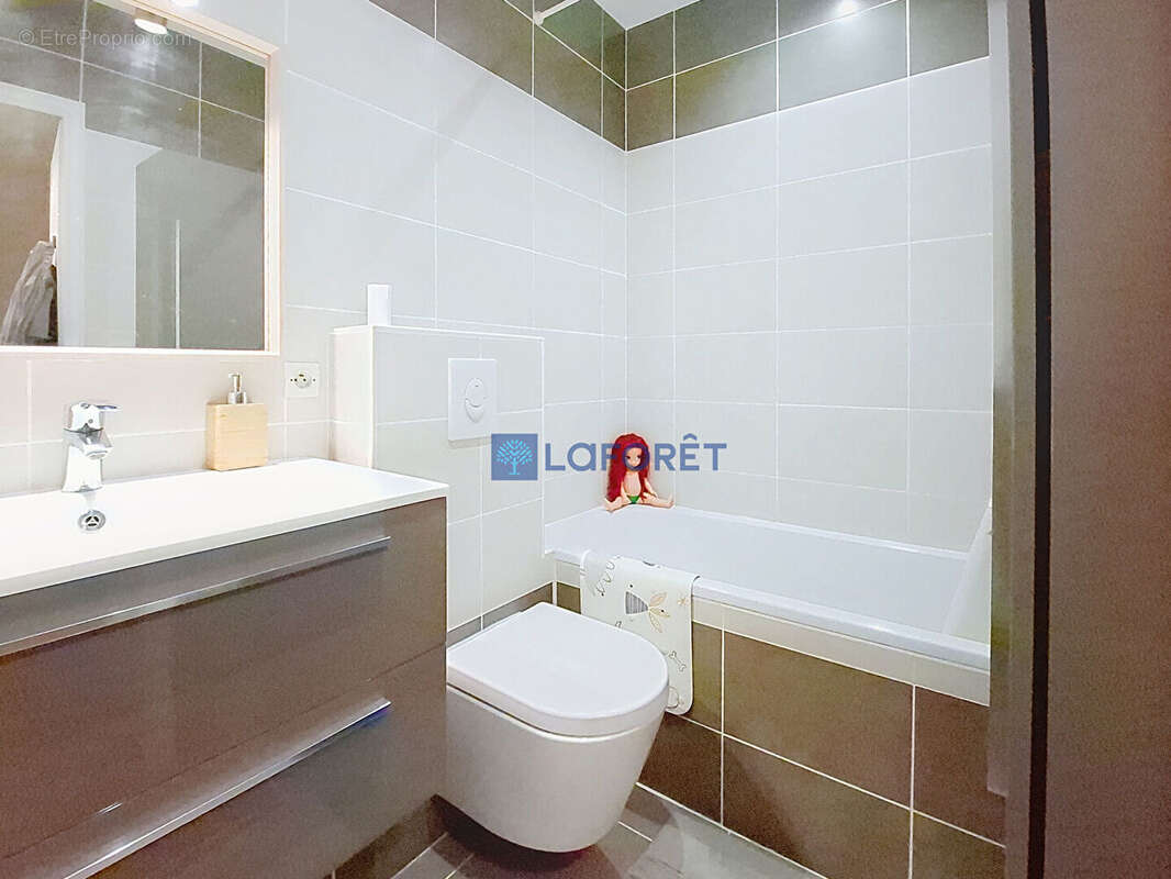 Maison à BAILLY-ROMAINVILLIERS