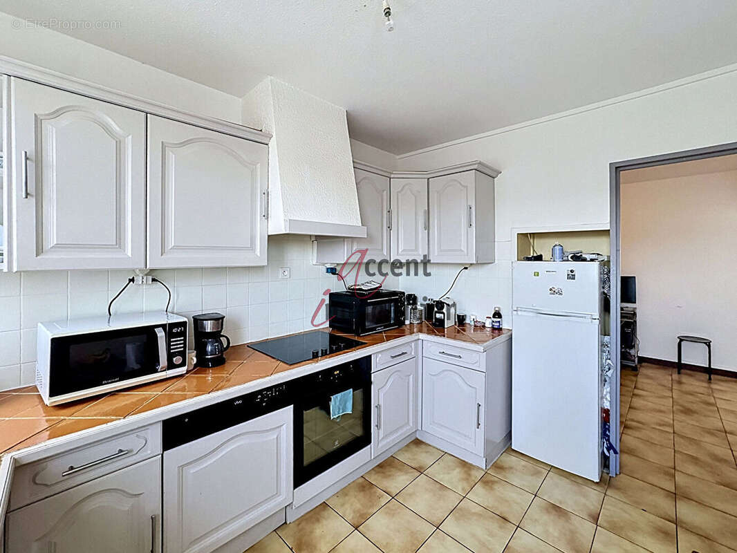 Appartement à SALON-DE-PROVENCE