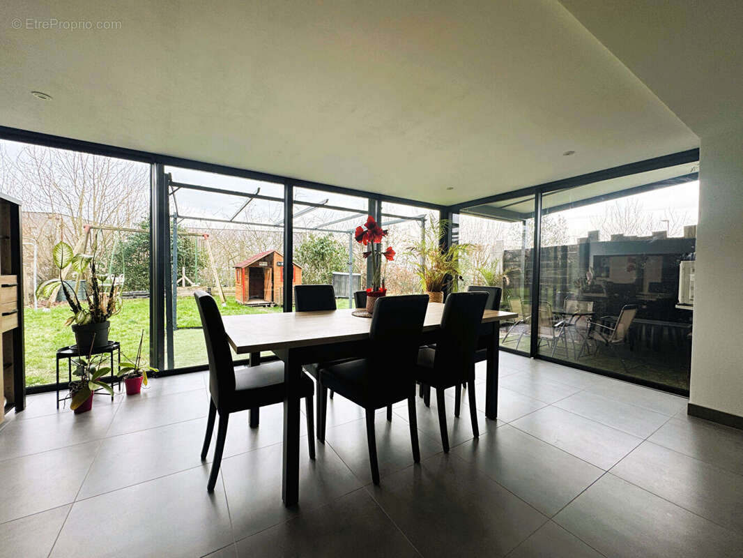 Maison à SAINT-LEGER-DES-BOIS