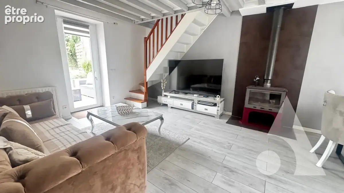 Maison La Villeneuve Sous Thury 4 pièce(s) 82 m2 - photo 3