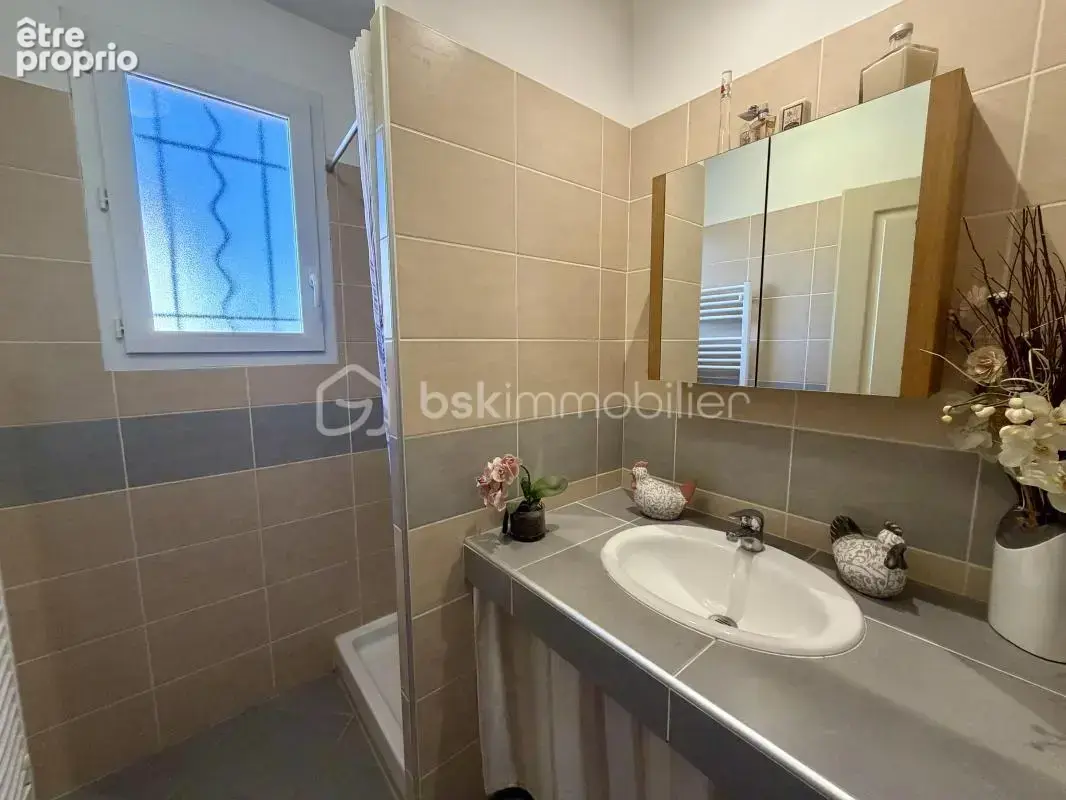 Maison T4 duplex – Garage 50 m² – Jardin – 300 m² terrain – Salon-de-Provence - photo 14