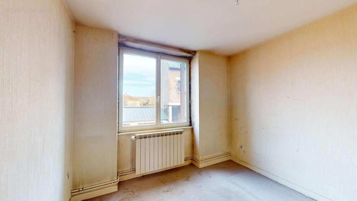 Appartement à SAINT-CHRISTOPHE-VALLON