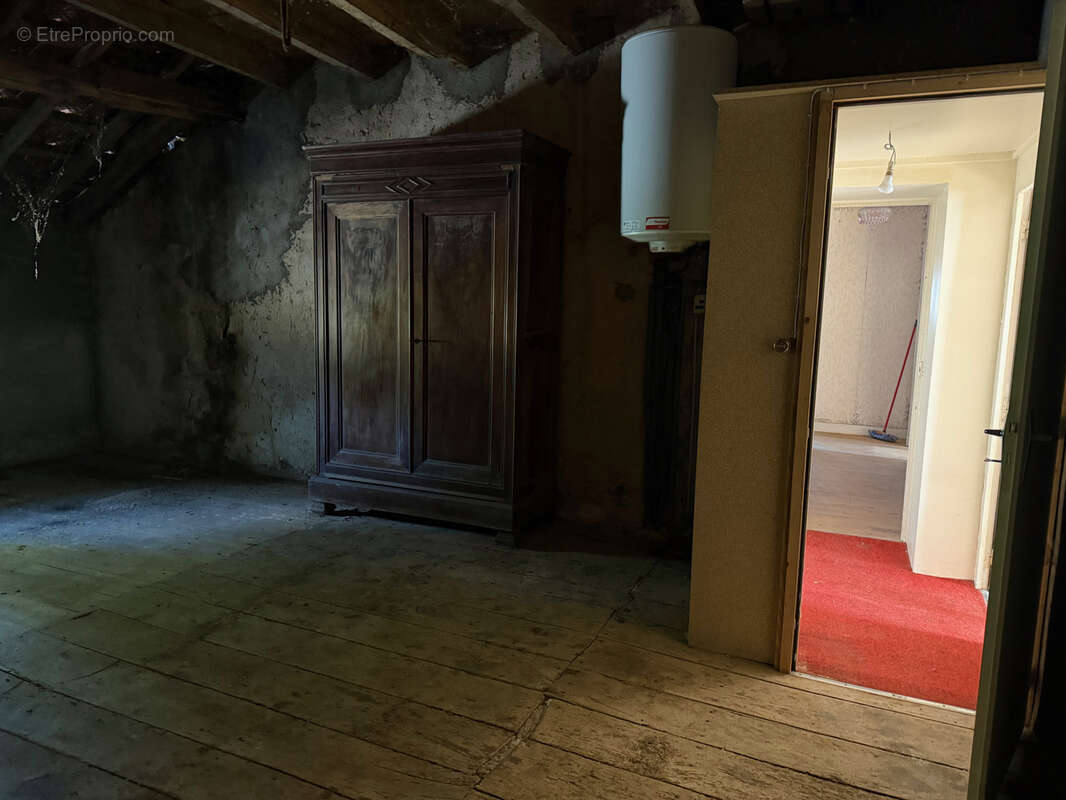 Maison à PIONSAT
