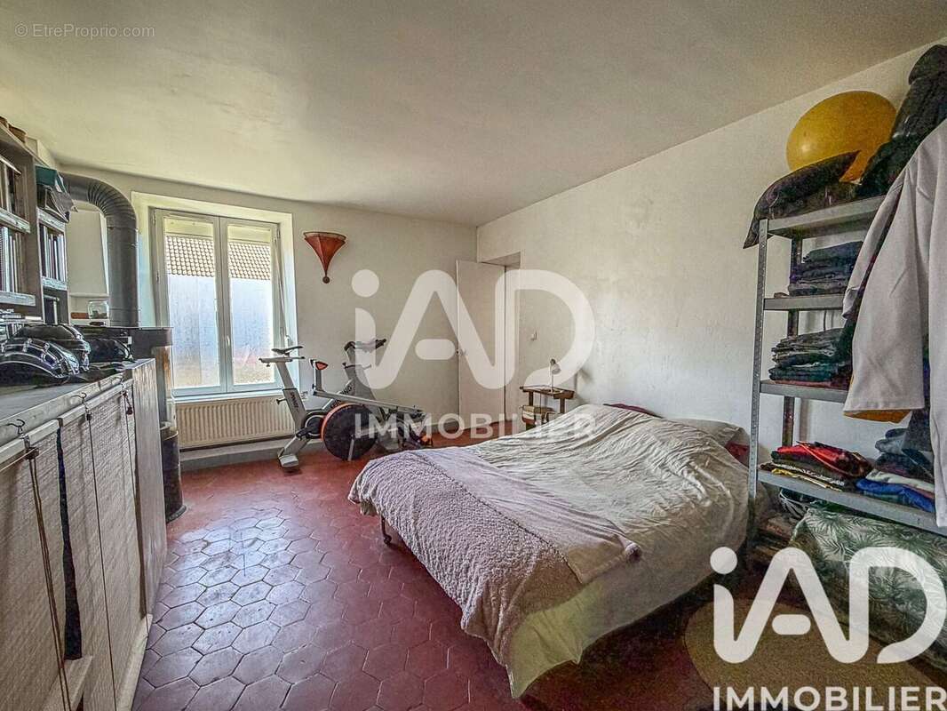 Photo 6 - Maison à LUMIGNY-NESLES-ORMEAUX