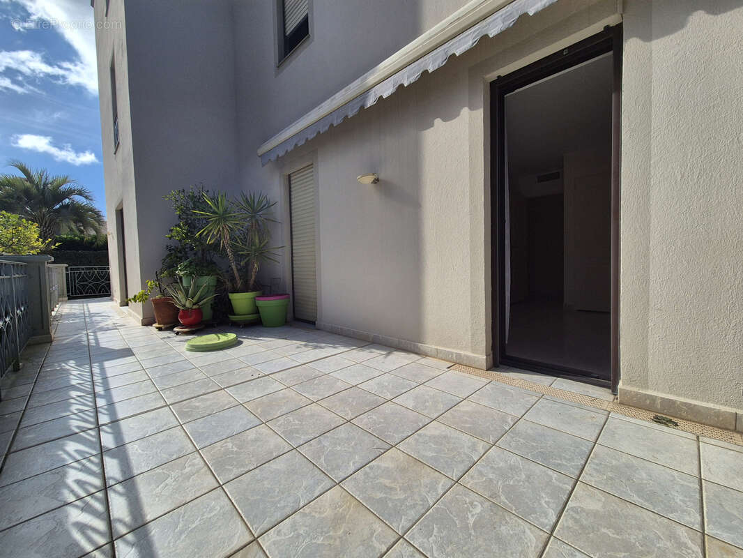 Appartement à HYERES