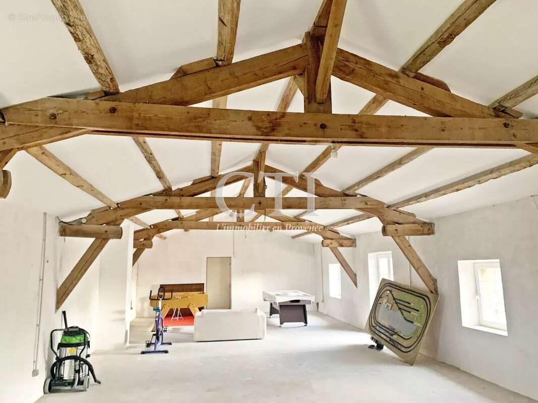 Maison à VAISON-LA-ROMAINE