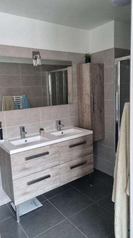 Maison à CUGES-LES-PINS