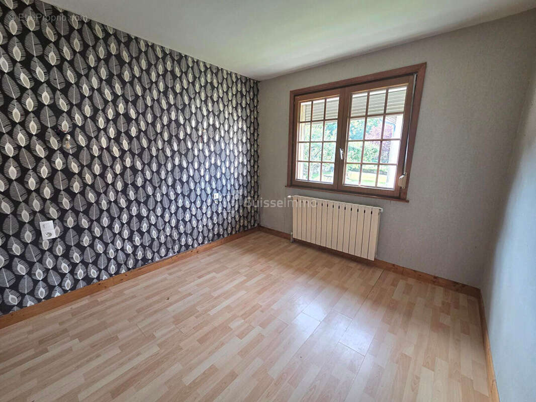 Maison 6 pieces 112m² sur terrain de 4.5 ares 225000 euros - photo 6