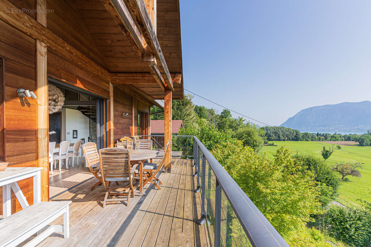 Maison à SAINT-JORIOZ