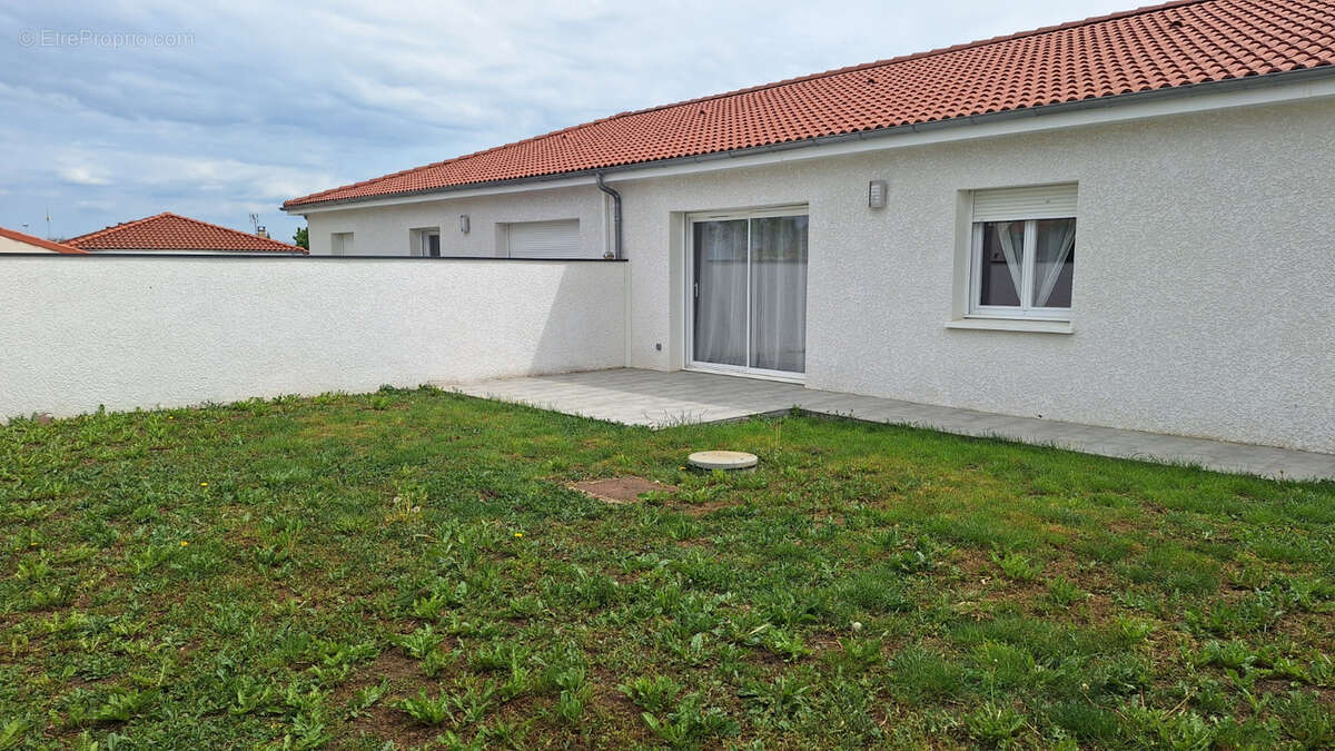 Maison à VERTAIZON