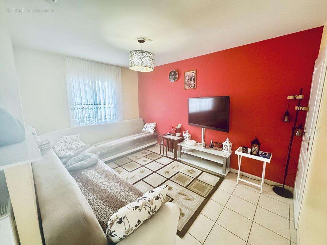 Maison à MORTAGNE-SUR-SEVRE