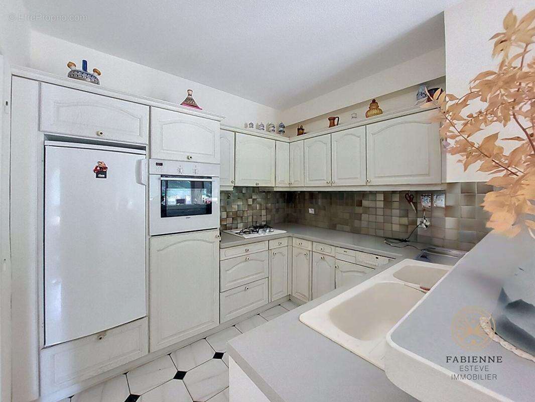 Appartement à CHATEAURENARD