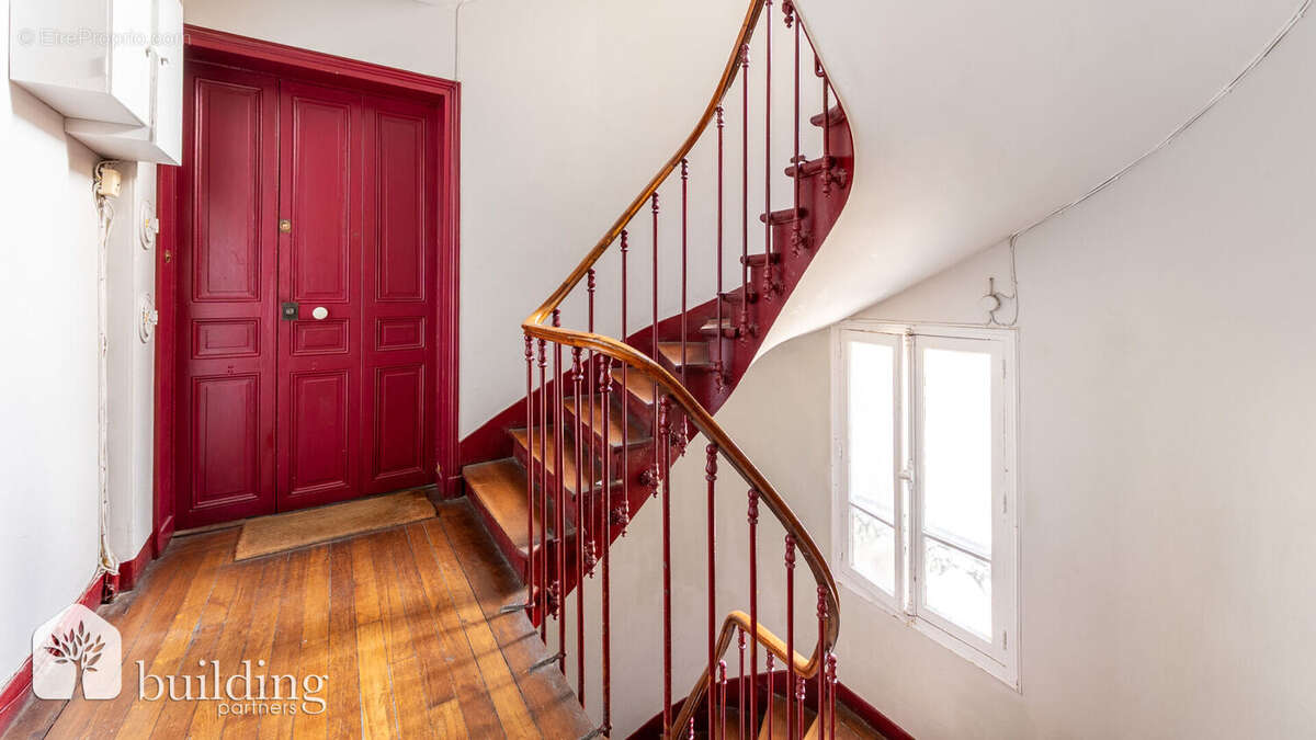 Appartement à LEVALLOIS-PERRET