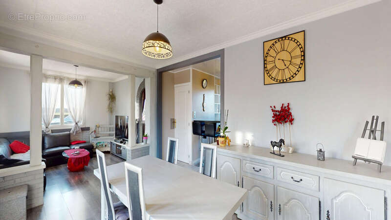 Maison à LE NEUBOURG