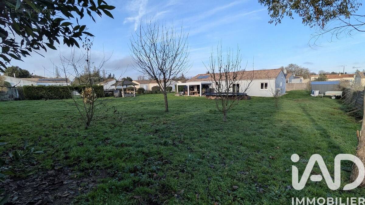 Photo 1 - Maison à LA RONDE
