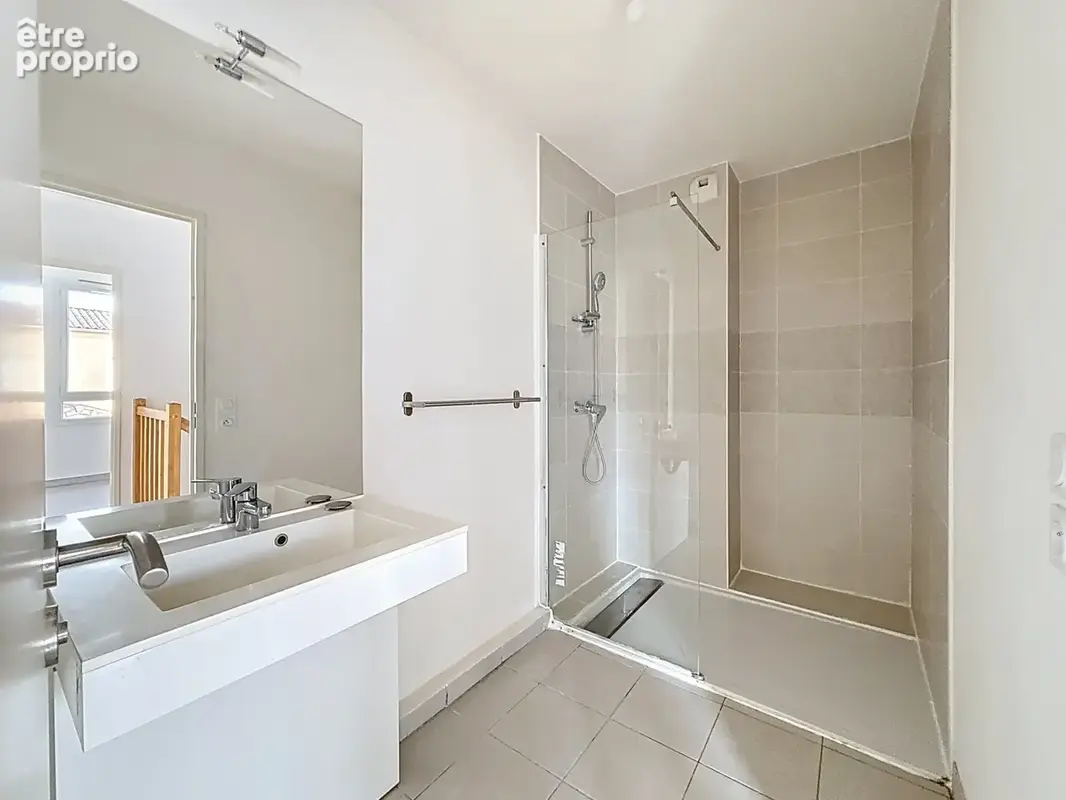 Maison avec parking et jardin - Résidence calme - photo 12
