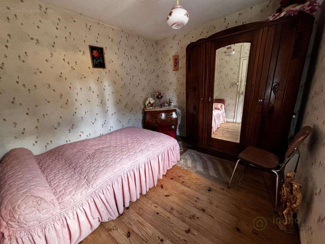 Maison 120 m² à Issoudun-Letrieix  - photo 12
