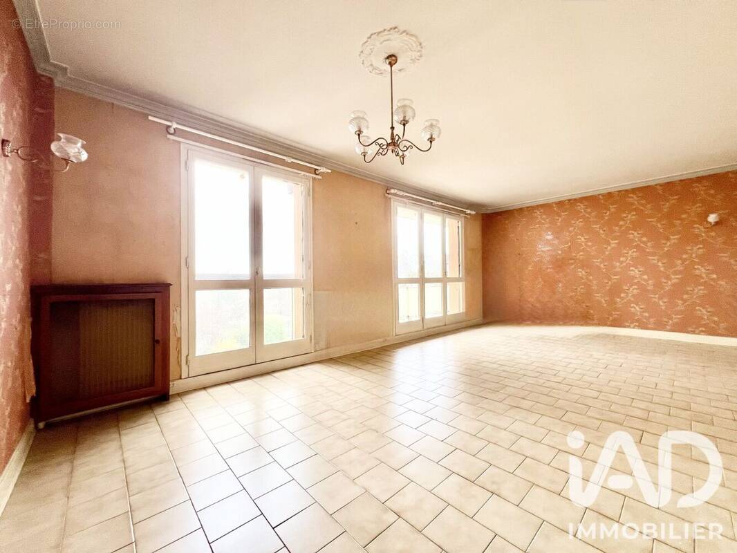Photo 1 - Appartement à LE BOURGET