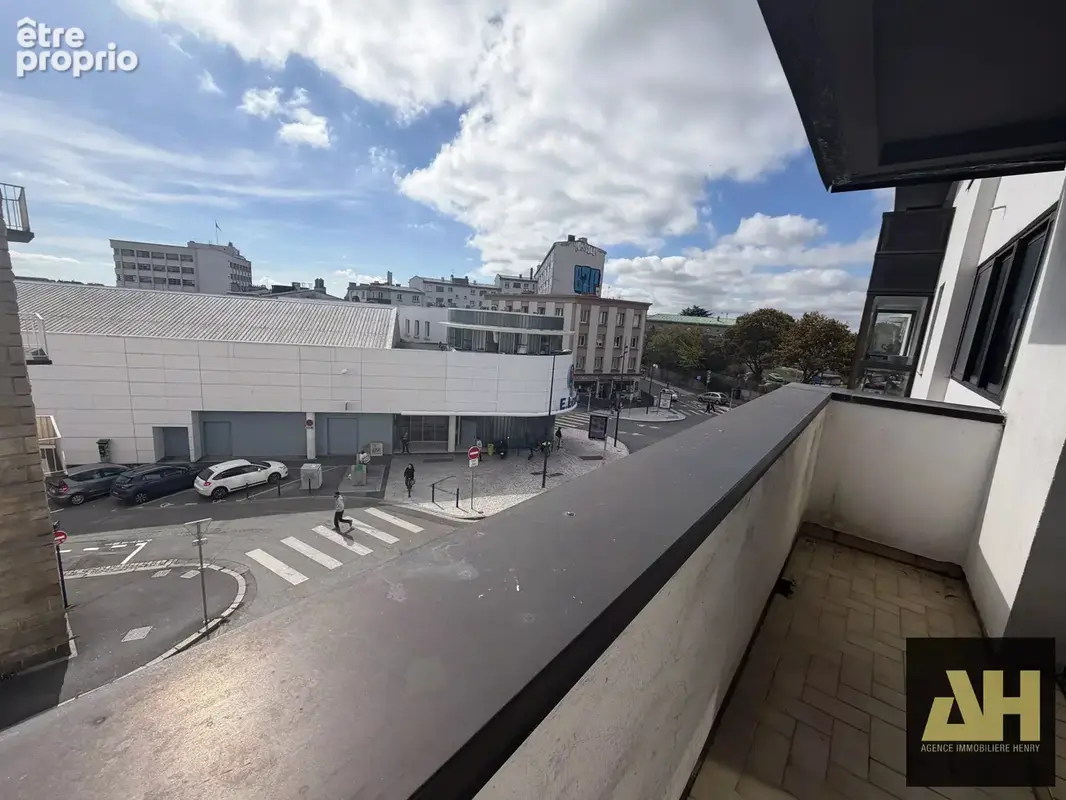 Exclusivite brest centre- fac de medecine - t2 dans résidence de standing - ascenseur et balcon - photo 2
