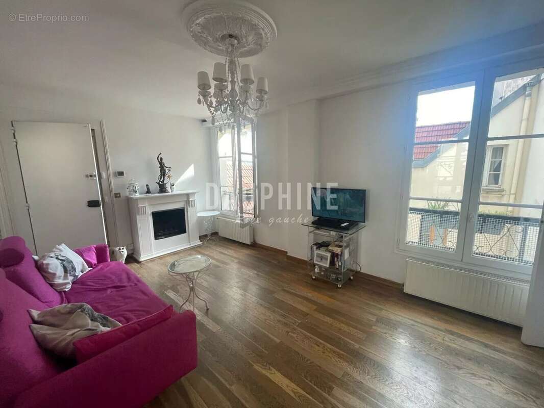 Appartement à PARIS-6E