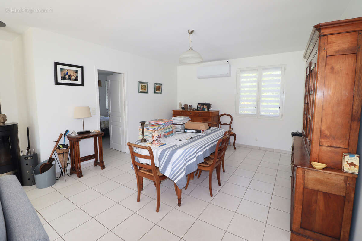 Maison à MESCHERS-SUR-GIRONDE