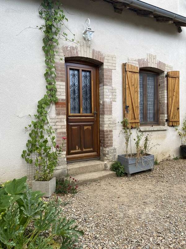 Maison 95 m² à Chateauneuf-La-Foret  - photo 6