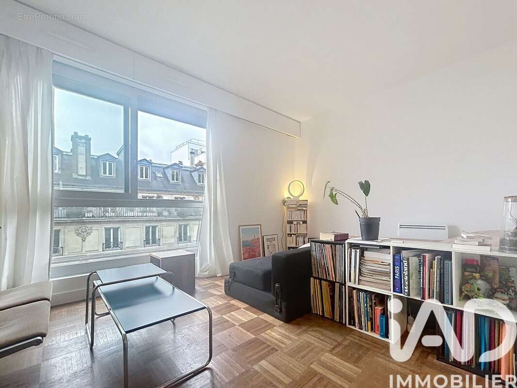 Photo 3 - Appartement à PARIS-10E