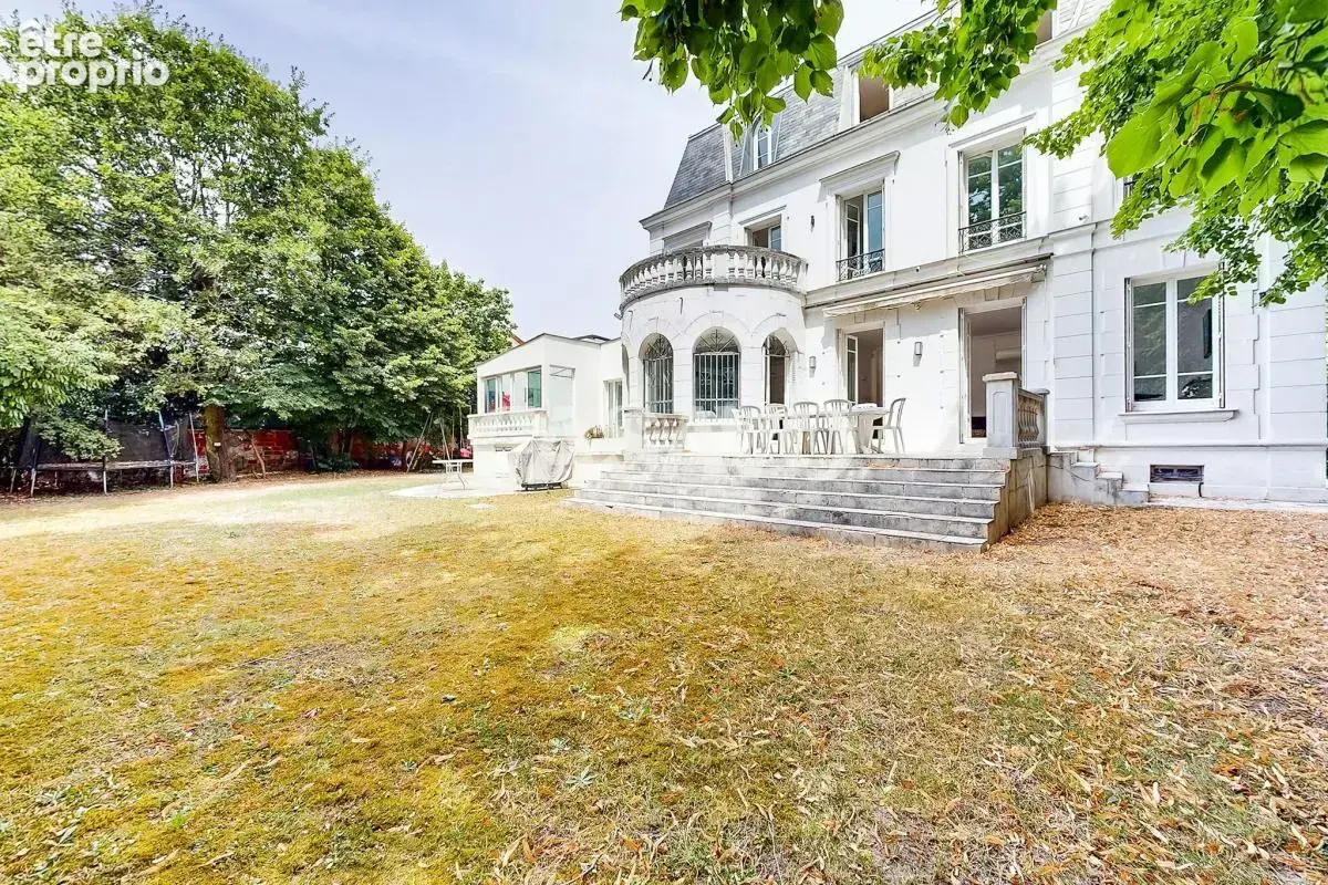 Vente Maison 9 pièces de 330m² - 94120 Fontenay-sous-Bois - photo 18