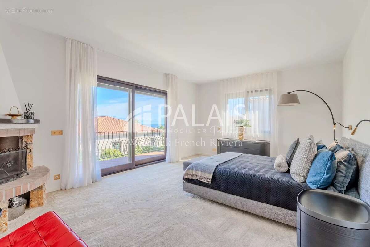 Maison à ROQUEBRUNE-CAP-MARTIN