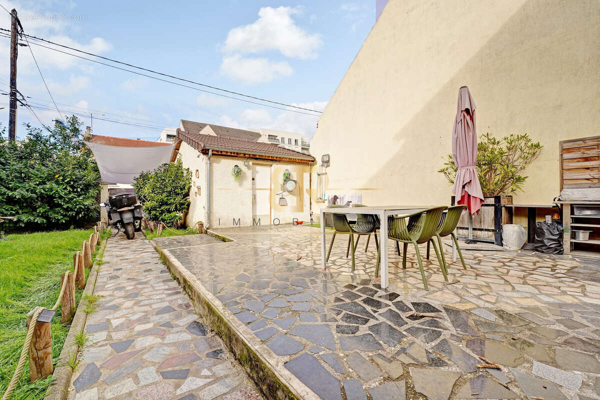 Maison à BOBIGNY