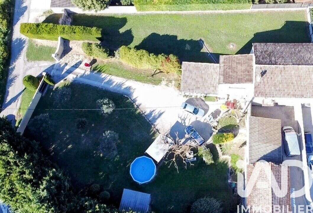 Maison 191 m² à Loriol-Du-Comtat  - photo 2