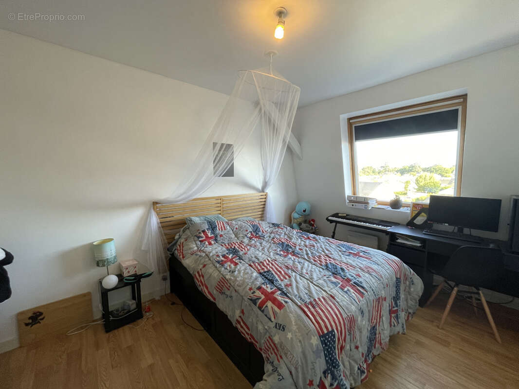 Appartement à MONTREUIL-JUIGNE